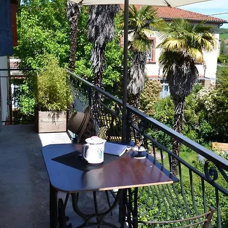 Alojamento de Acomodação e Pequeno-almoço Le Petit Couvent