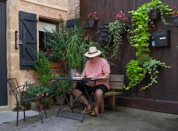 Le Petit Couvent 3* LʼIsle-en-Dodon